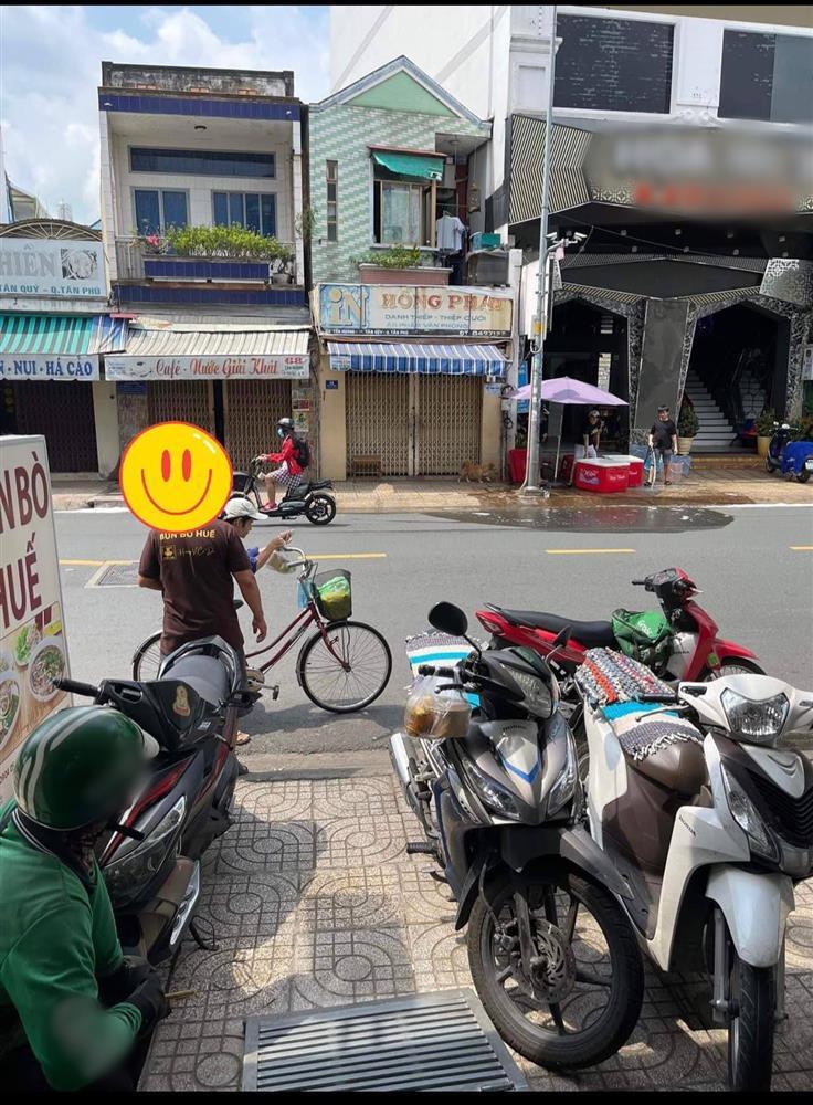 Bị bom 13 suất bún bò, chủ quán làm một việc được tấm tắc khen-4