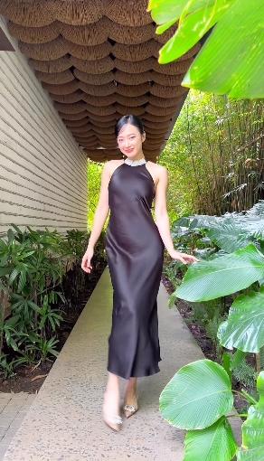 Hết hồn Angela Phương Trinh với vòng 3 biến dạng-2