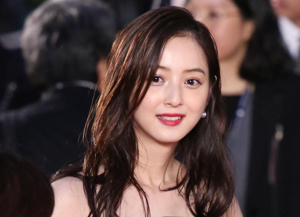 Quốc bảo nhan sắc Nhật Bản sau vụ chồng ngoại tình 182 người-1