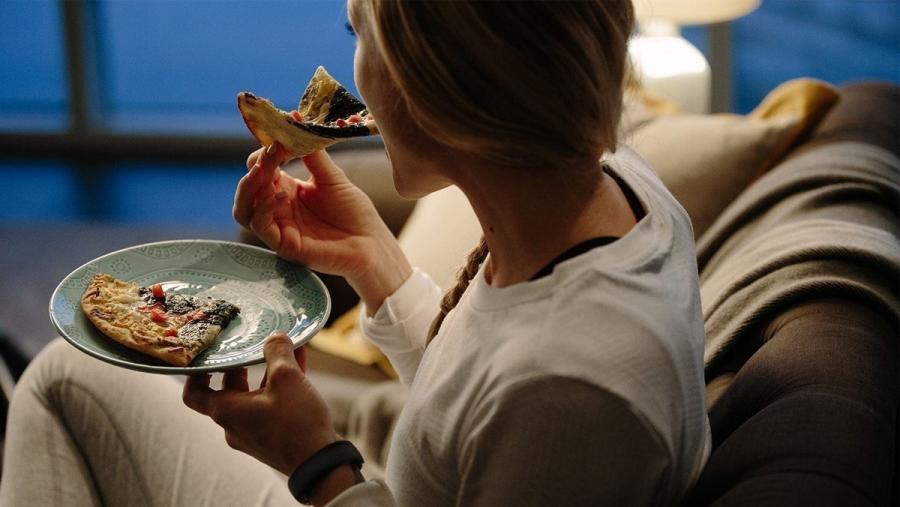 8 thực phẩm ăn buổi tối hại ngang nuốt thạch tín, bỏ ngay còn kịp-1