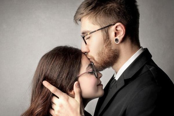 Nụ hôn đầu tiên trong lịch sử được ghi lại có từ gần 5.000 năm trước-2