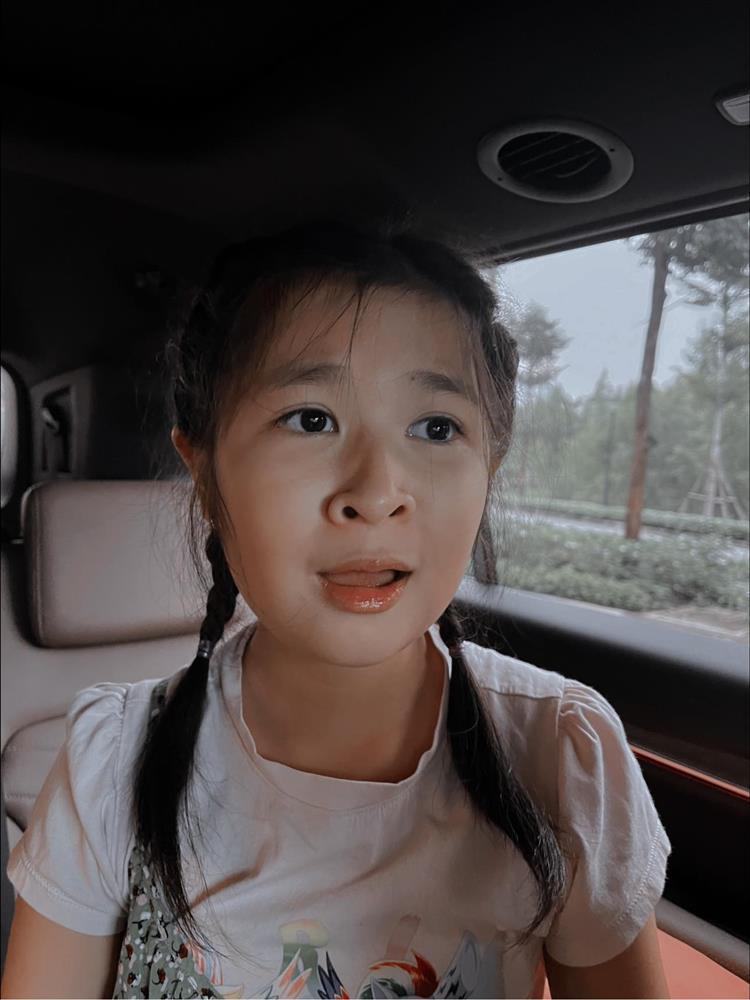 Tin showbiz Việt ngày 18/11: Chồng chăm Lê Phương tận răng ở viện-3