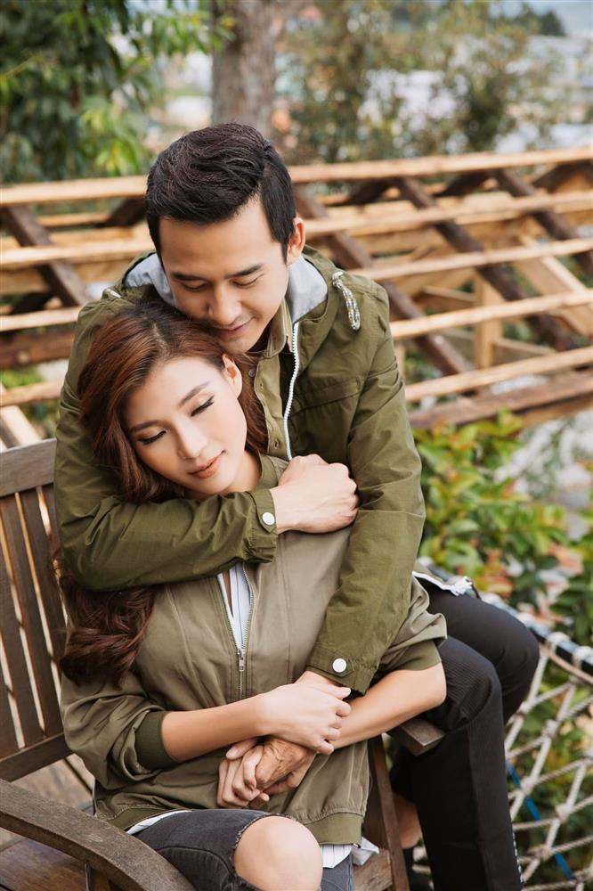 Tin showbiz Việt ngày 18/11: Chồng chăm Lê Phương tận răng ở viện-5