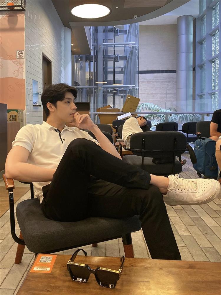 Tin showbiz Việt ngày 18/11: Chồng chăm Lê Phương tận răng ở viện-7