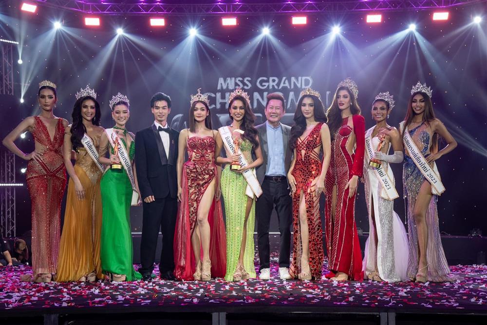 Miss Grand International chìm nghỉm giữa 13 á hậu trên sân khấu cấp tỉnh-7