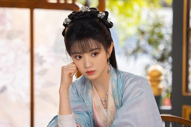 4 nữ chính hot nhất hiện nay: Triệu Lộ Tư đã có đối thủ-6