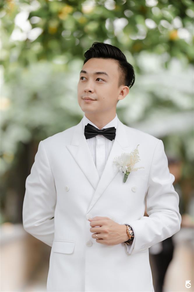 Cô dâu Lê Âu Ngân Anh xuất hiện, không gian cưới cực sang-3