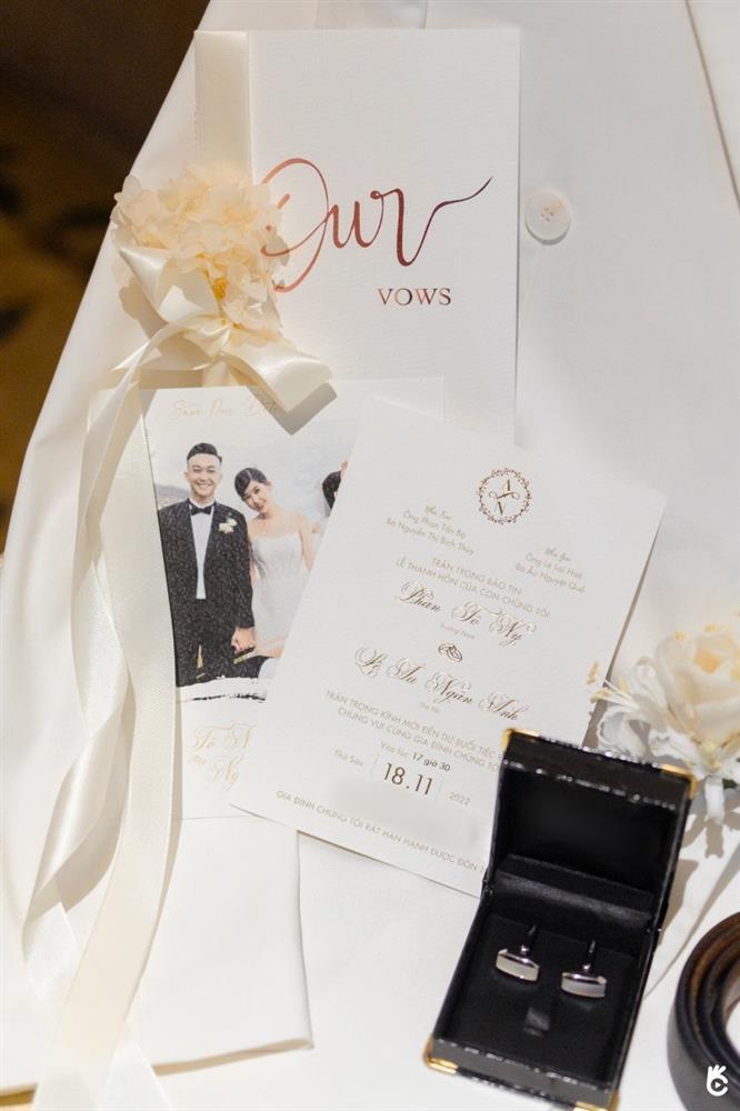 Cận cảnh nhẫn cưới và voan cưới đặc biệt của Lê Âu Ngân Anh-6