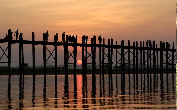 10 cây cầu đáng sợ nhất thế giới, nhìn thôi cũng đã thấy rùng mình-7