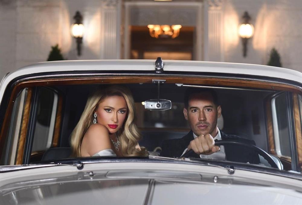 Paris Hilton có 300 triệu USD, giàu gấp 7,5 lần chồng-6