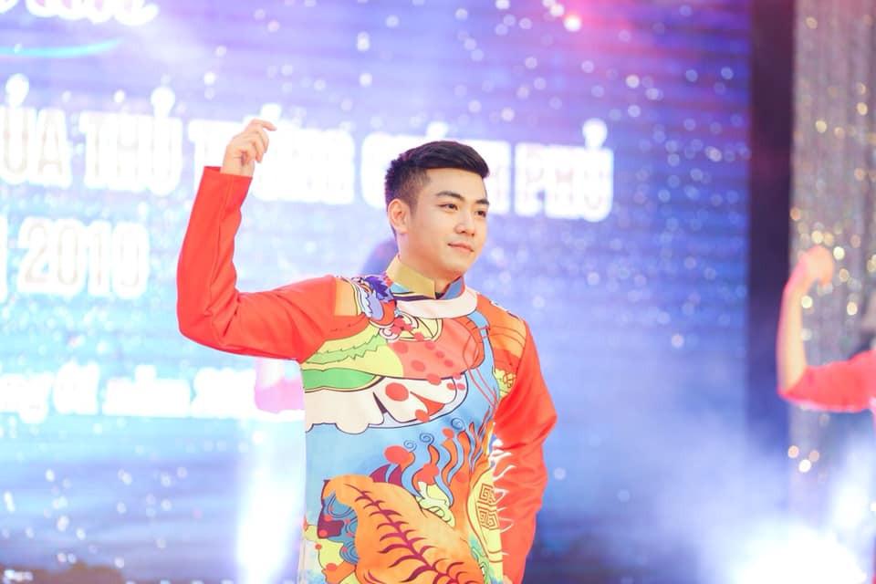 Sự thật bất ngờ về chàng nhân viên cây xăng điển trai cực phẩm-10