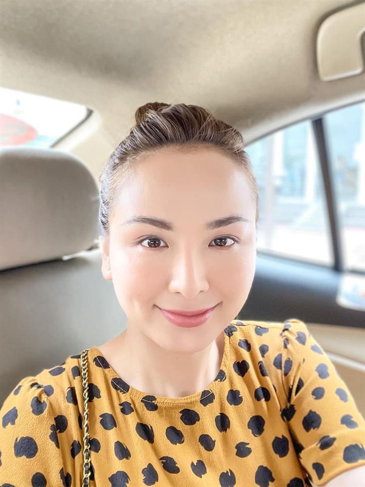 Tin showbiz Việt ngày 19/11: Con trai Jennifer Phạm 14 tuổi như thanh niên-4