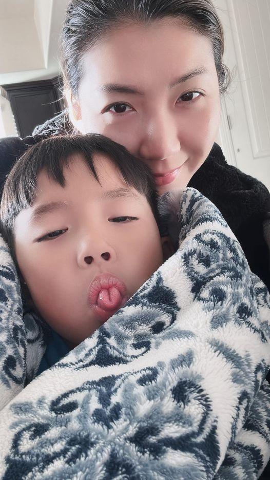 Tin showbiz Việt ngày 19/11: Con trai Jennifer Phạm 14 tuổi như thanh niên-14