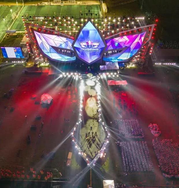 The Masked Singer concert: Ca sĩ chạy show mỏi mòn, khán giả chờ đợi quá lâu-1