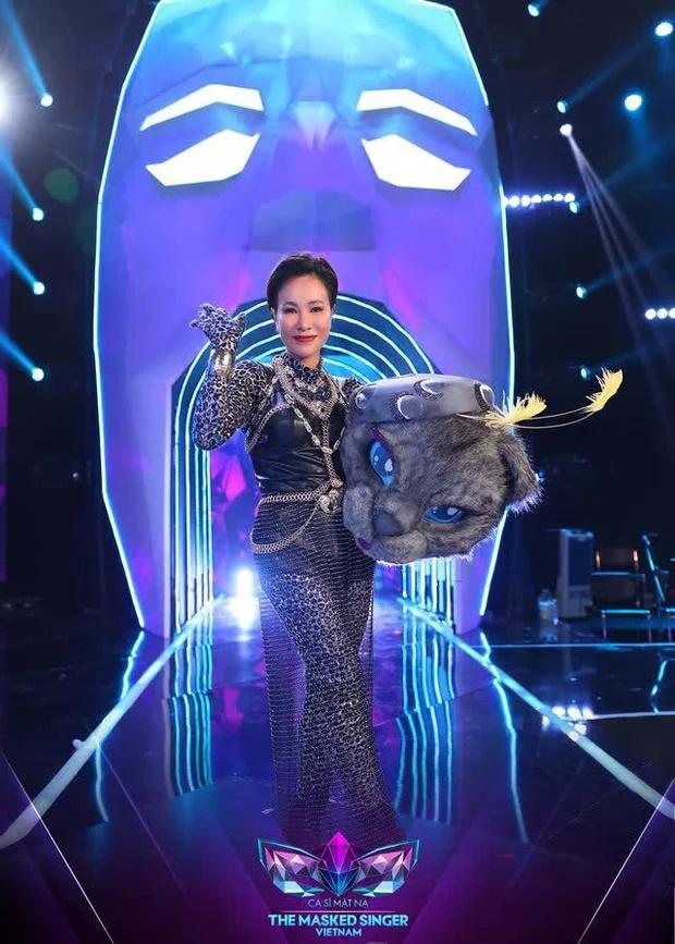 The Masked Singer concert: Ca sĩ chạy show mỏi mòn, khán giả chờ đợi quá lâu-3