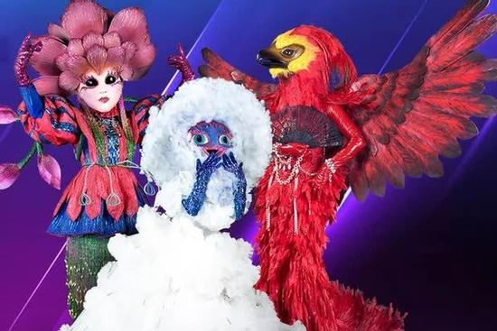 'The Masked Singer' concert: Ca sĩ chạy show mỏi mòn, khán giả chờ đợi quá lâu