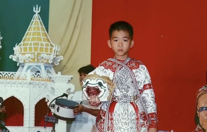 Chủ tịch mới Miss Universe bị thầy giáo giở trò, không thể nói với ai-2