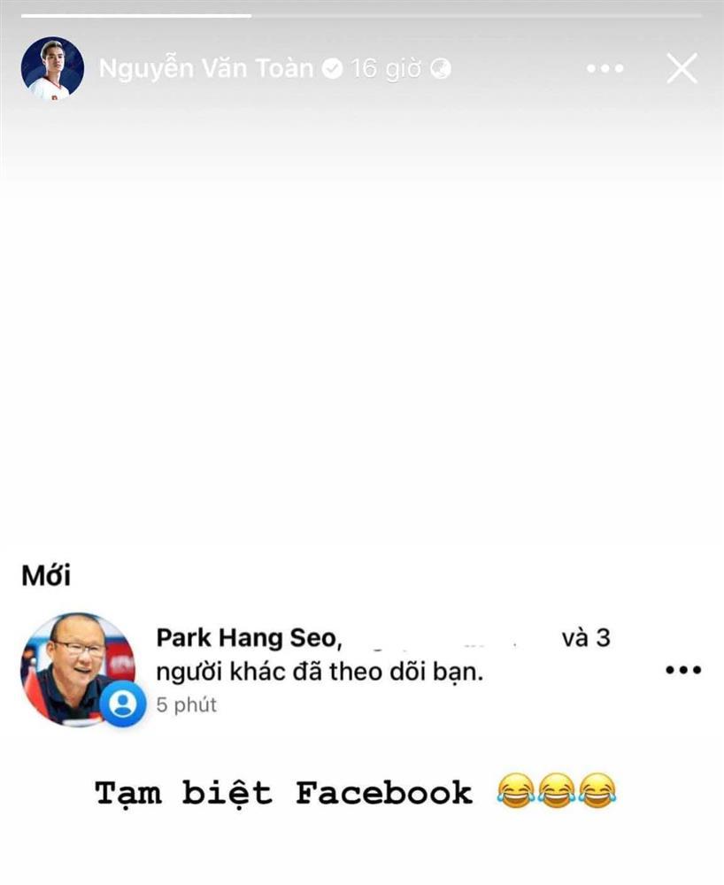 Cầu thủ tuyển Việt Nam đồng loạt quay xe, đối xử phũ thầy Park-5