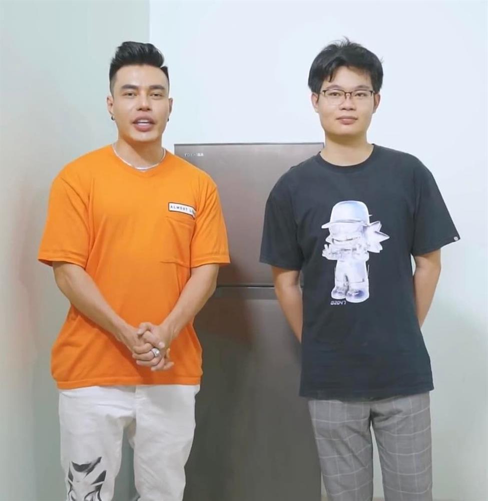 Em trai Lê Dương Bảo Lâm y hệt anh trai khi chưa thẩm mỹ-2