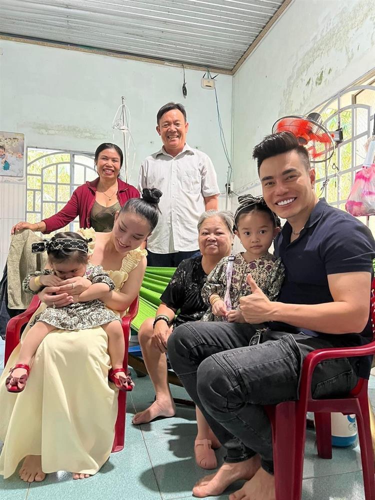 Em trai Lê Dương Bảo Lâm y hệt anh trai khi chưa thẩm mỹ-10