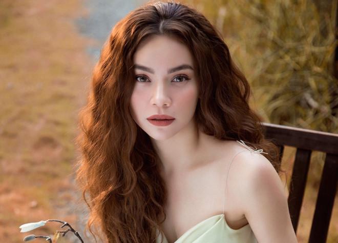 Fan cắn răng xăm hình Thùy Tiên, Hồ Ngọc Hà lên cơ thể-6