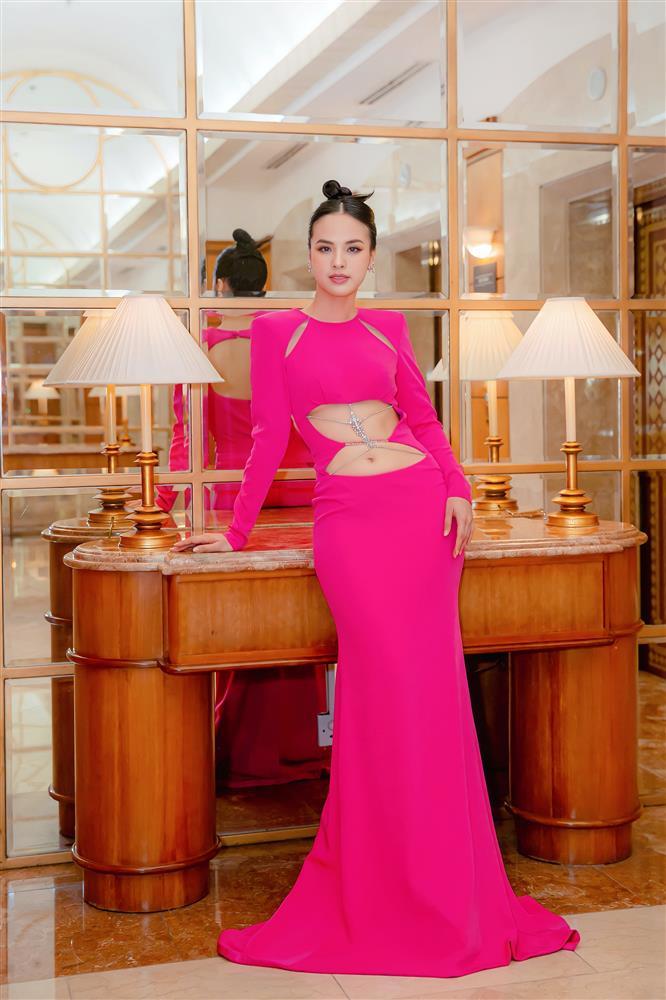 Mỹ nhân Việt được Miss Tourism International mời dẫn chung kết là ai?-2