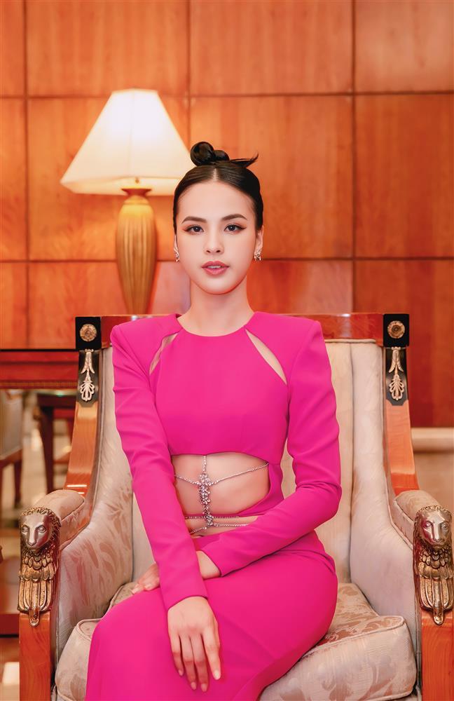 Mỹ nhân Việt được Miss Tourism International mời dẫn chung kết là ai?-3