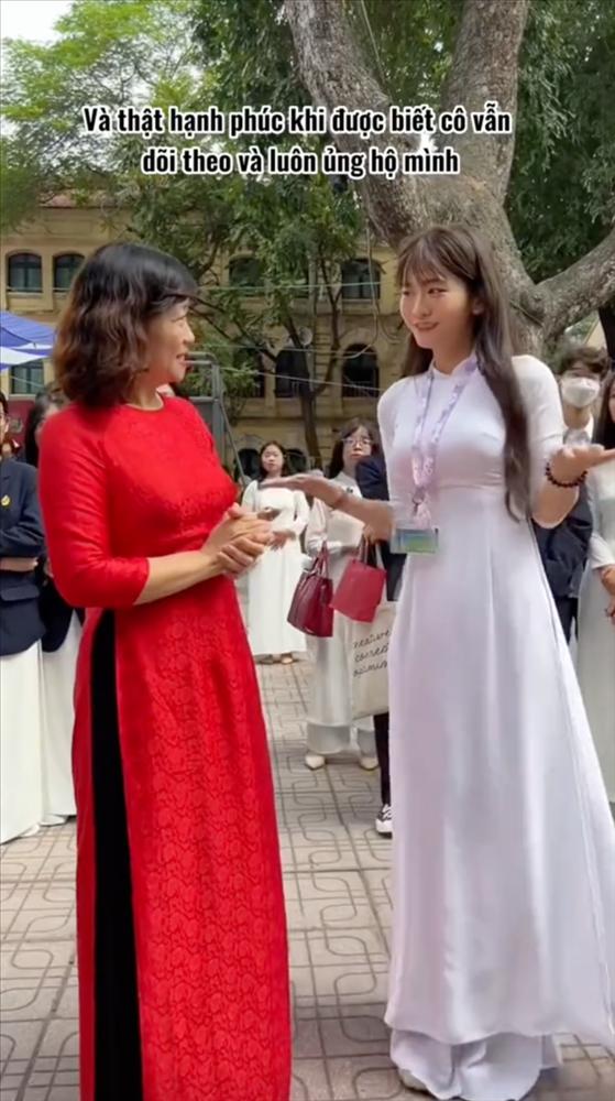 Lê Bống về thăm trường cũ ngày 20/11, ngã ngửa nhan sắc thật-3