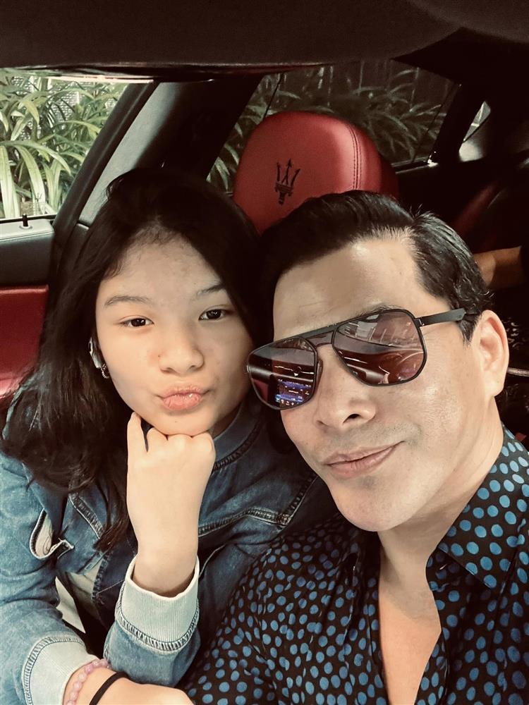 Con Trương Ngọc Ánh 14 tuổi cao ngang bố, gương mặt sao y-1