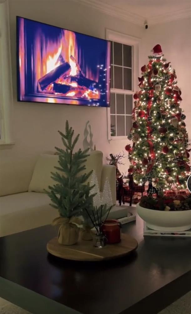 Phạm Hương bày trí Noel sớm cho bạch dinh tại Mỹ cực hoành tráng-5