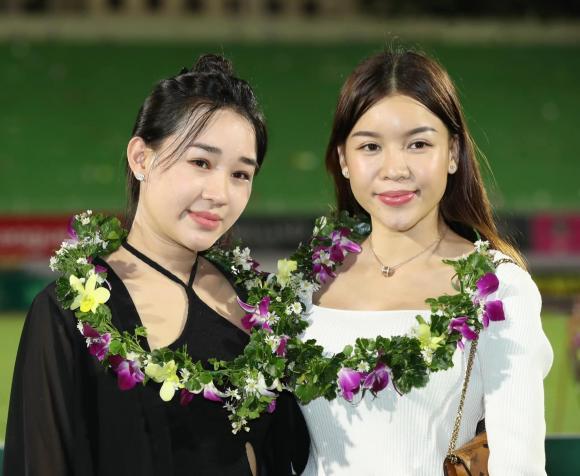 Đặng Văn Lâm lần đầu khoe ảnh bên bồ hơn tuổi sau 4 năm hẹn hò-2