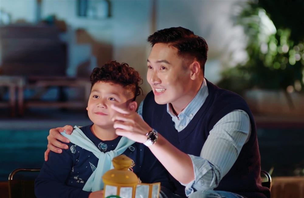 Tin showbiz Việt ngày 20/11: Bà bầu Mâu Thủy khoe sắc đáng mơ ước-5