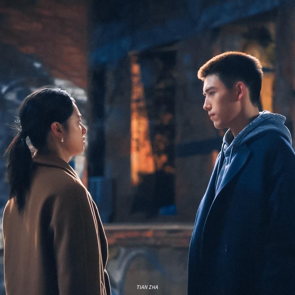 Cặp đôi Trần Phi Vũ - Trương Tịnh Nghi lột xác chóng mặt-1