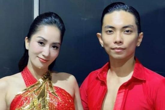 Trước hôn lễ, Phan Hiển tặng 2 món quà lớn dỗ dành Khánh Thi