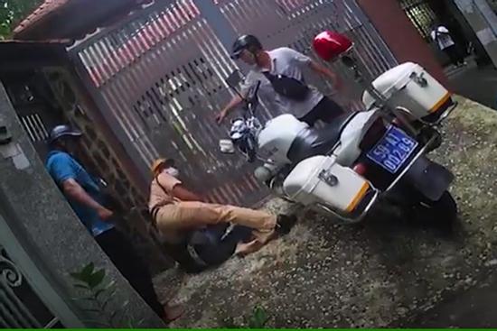 Clip: Nghẹt thở xem CSGT truy đuổi cướp như phim hành động