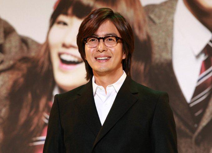 Bae Yong Joon kiếm bộn dù không còn trong showbiz-1