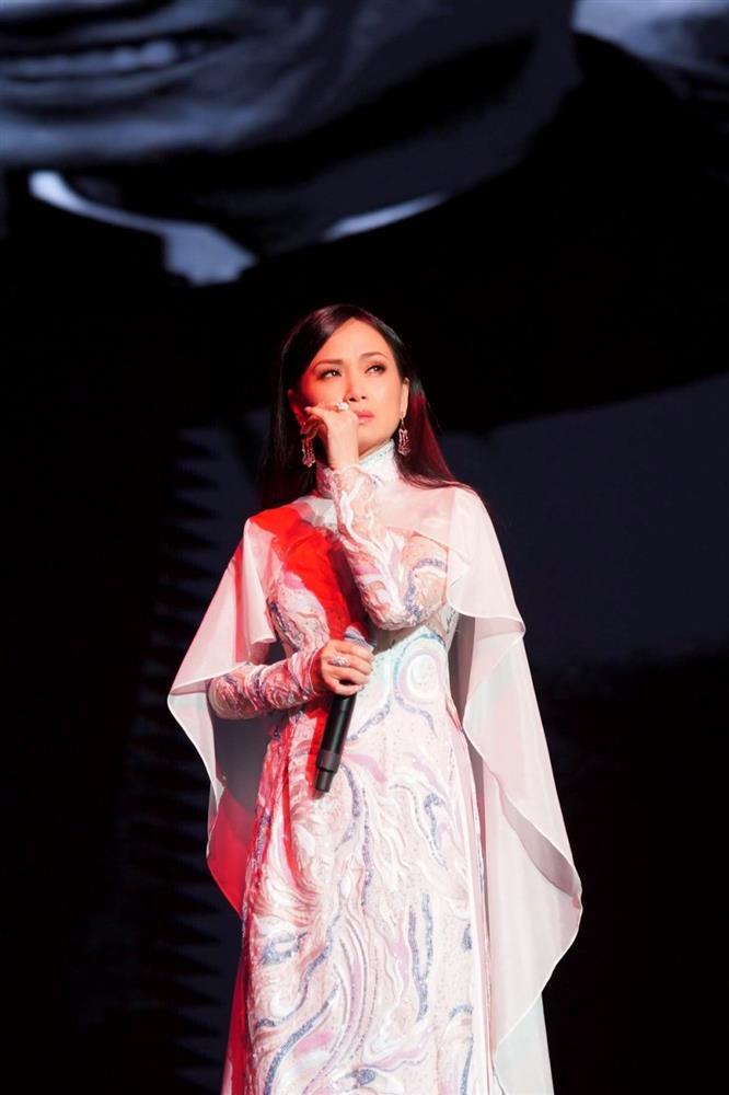 Ca sĩ tỉ phú Hà Phương hội ngộ nam thần Ngô Ngạn Tổ-3