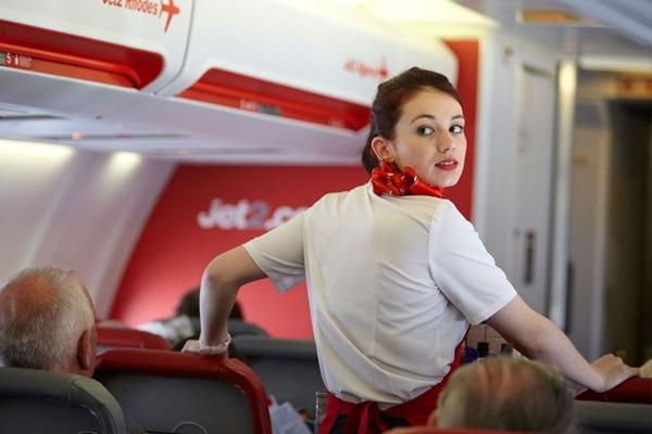 May mắn sống sót sau tai nạn máy bay, cặp đôi mỉm cười gây tranh cãi-2