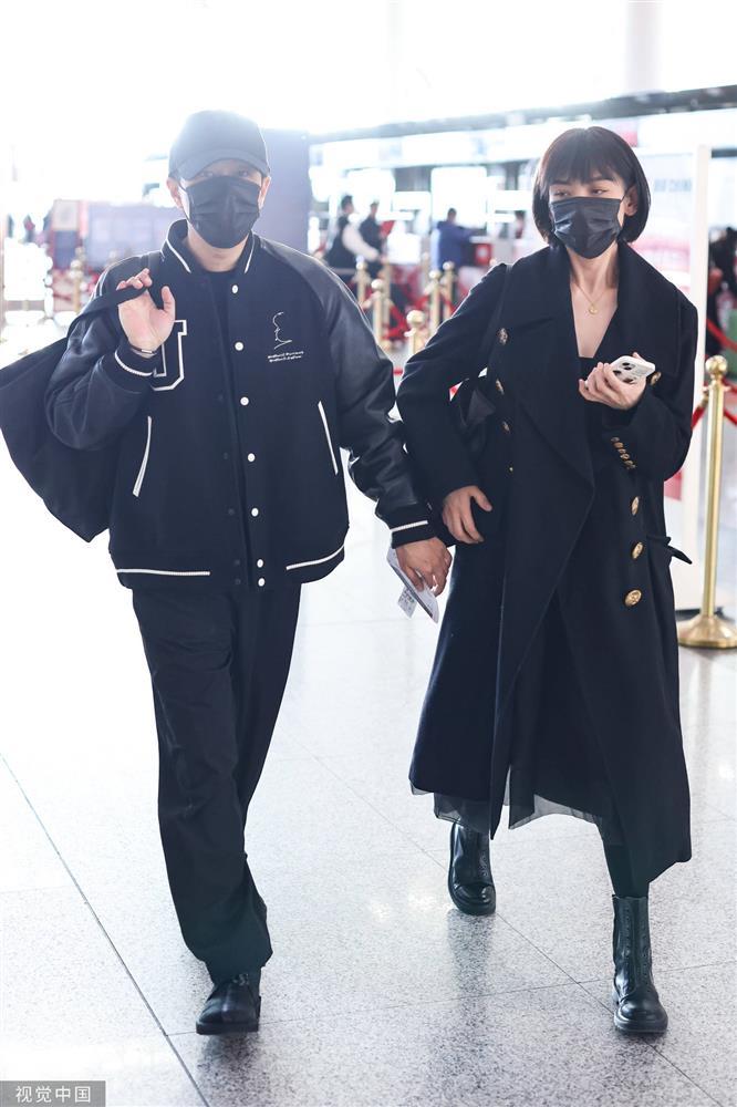 Lưu Khải Uy công khai tình tứ bên Lý Hiểu Phong-4