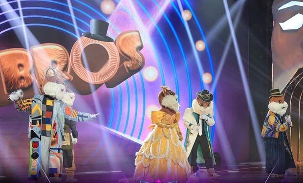 Loạt nghệ sĩ chưa bị lột mặt nạ tại The Masked Singer Vietnam-4
