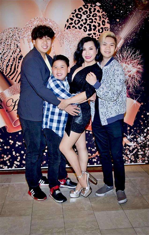 Tin showbiz Việt ngày 21/11: Tiến Luật hé lộ góc khuất hôn nhân-2