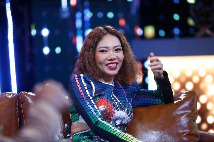 Bộ tứ diva đình đám cứ thi gameshow là nhường ngôi top 1-2