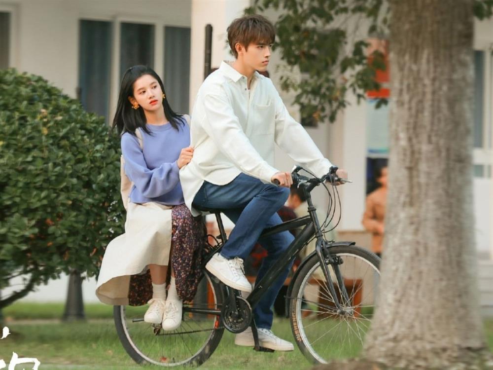 3 anh chồng màn ảnh: Hứa Khải cute, Bạch Kính Đình hề hước-5