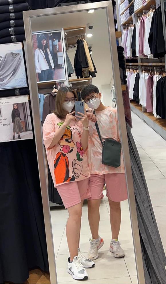 Thiện Nhân liên tiếp khoe ảnh ngọt ngào bên tình đồng giới-4