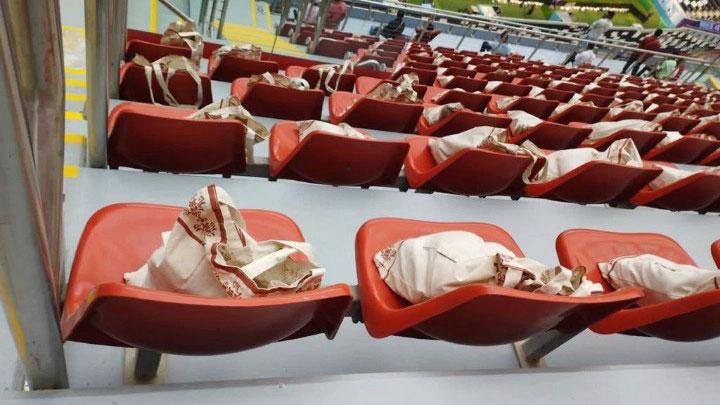 Phát sốt túi quà xịn sò tặng khán giả đến xem World Cup ở Qatar-3