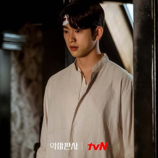 IU, Jisoo và loạt idol gây ấn tượng diễn xuất nhờ phim bi thảm-10