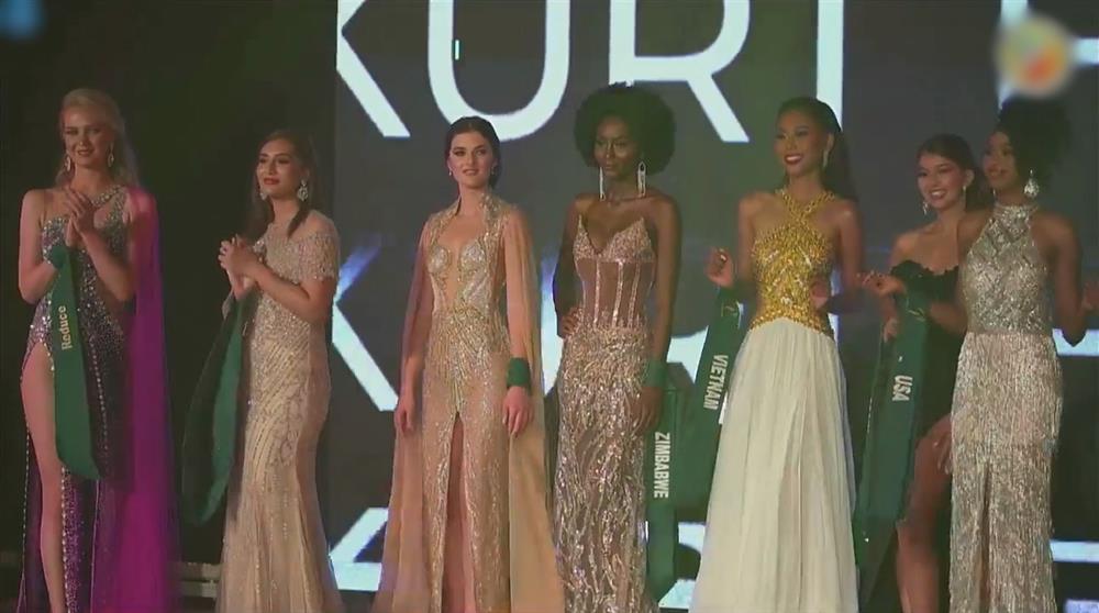 Miss Earth: Thạch Thu Thảo trắng tay giải phụ, trơ trọi giữa sân khấu-2