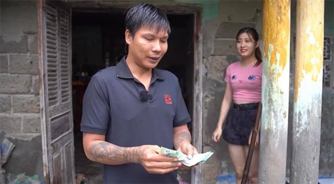 Lộc Fuho đăng clip đếm tiền, công khai sốc thu nhập-2
