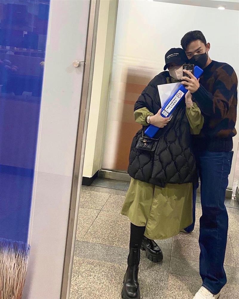 Soyeon (T-ara) đến Qatar ủng hộ chồng đá World Cup-4