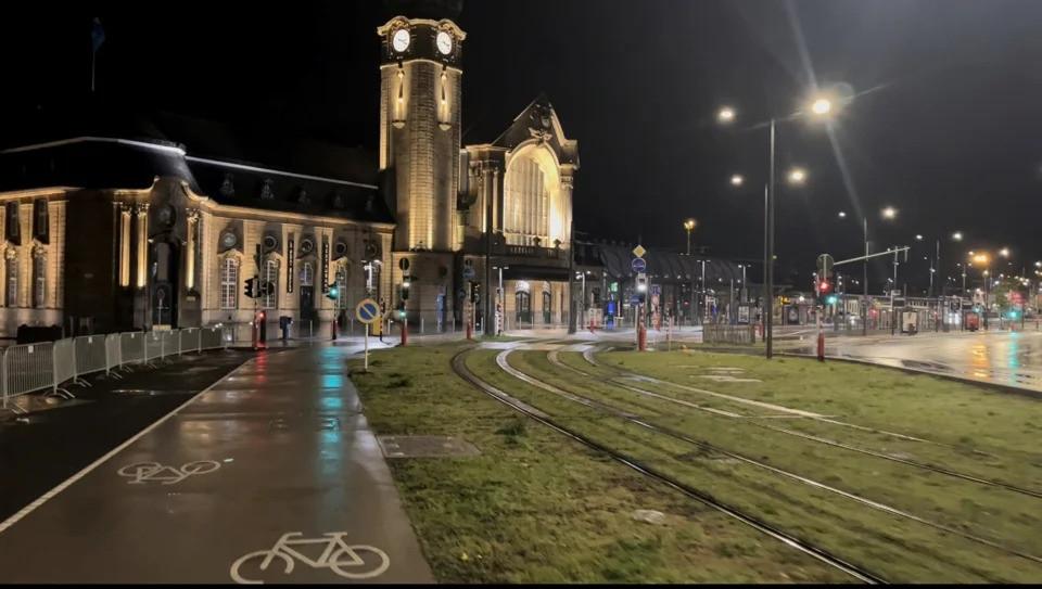 Du khách lập kỷ lục đi 10 nước trong 1 ngày bằng phương tiện công cộng-3